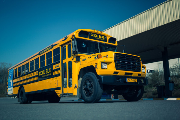 Exterior view Cool Bus