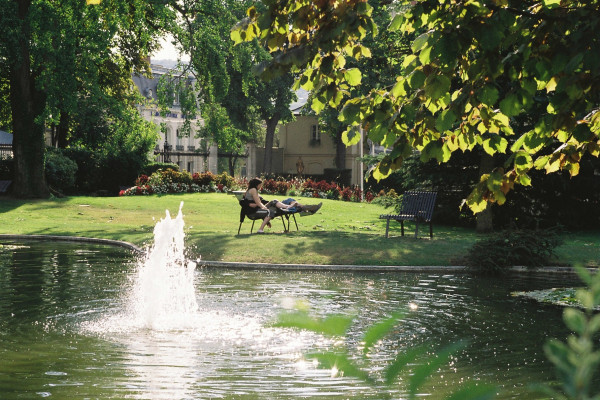 Epernay mon amour - Visite guidée : L'Hôtel de Ville et son Parc sur le thème de l'amour
