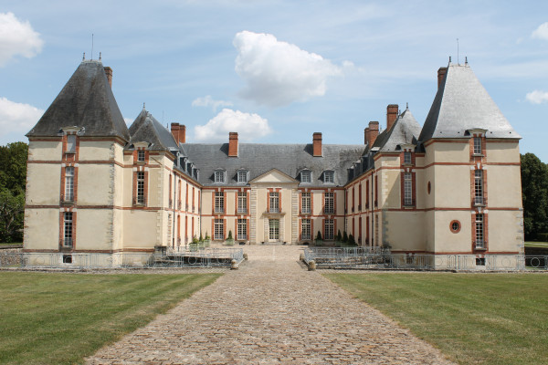 Enquête en famille au Château de Réveillon