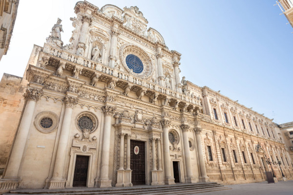 Authentic Routes: Lecce e Otranto con Pick-Up da Bari