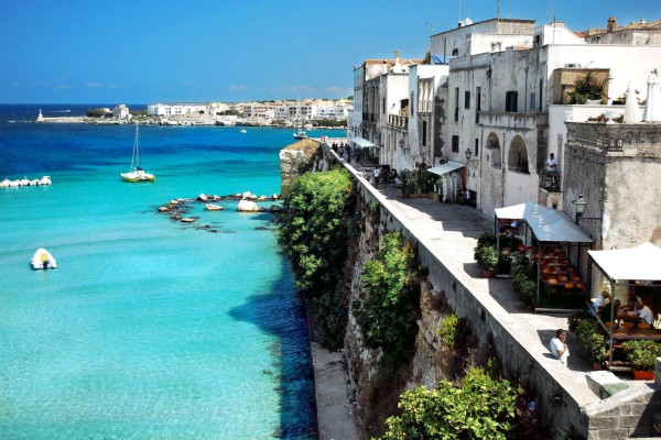 Authentic Routes: Lecce & Otranto with Bari Pick-Up