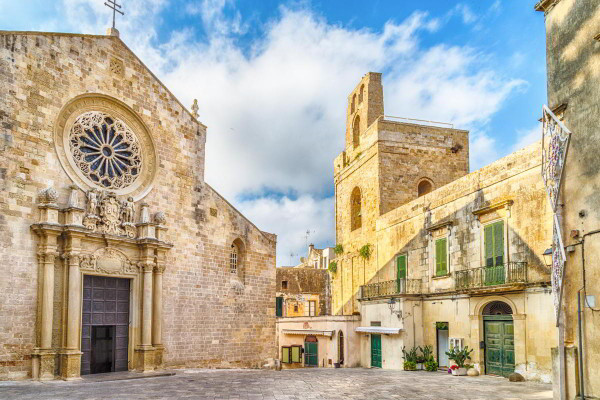Authentic Routes: Lecce & Otranto with Bari Pick-Up