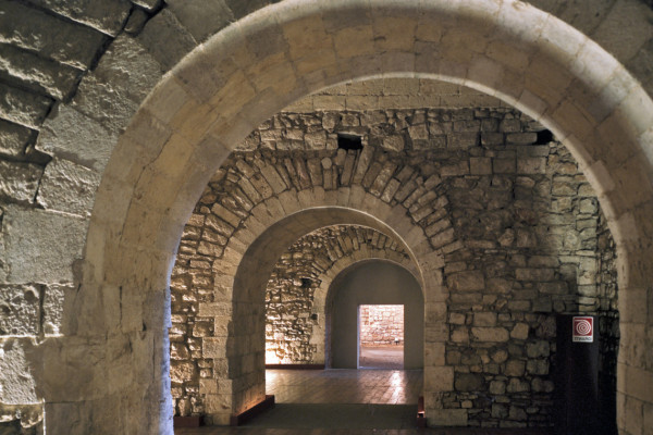 Authentic Routes: Bari, Trani e Barletta con Pick-Up da Polignano