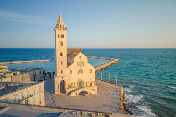 Authentic Routes: Bari, Trani, and Barletta with Polignano Pick-Up