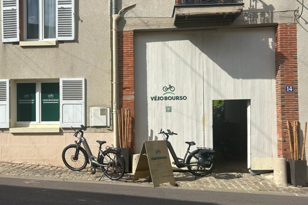 Expérience à vélo électrique à la journée 10h30-17h30