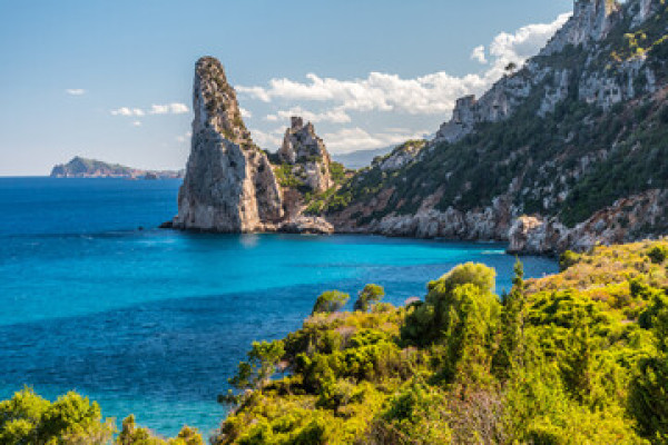 SARDEGNA - TREKKING SELVAGGIO BLU | | Mmove