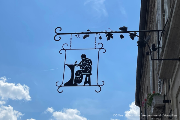 Visites guidées d&rsquo;Hautvillers – « Sur les Pas de Dom Pérignon »
