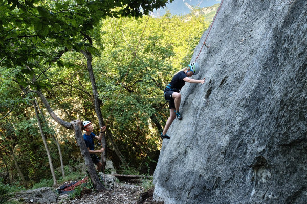 Intensive Beginner Rock Climbing Course | Arco | Mmove