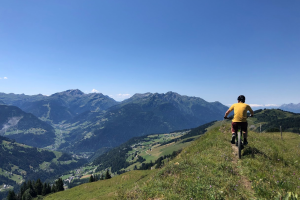 WEEK-END VTT Elec – Des vallées béarnaises aux pistes de montagne – 2 jours – Pyrénées