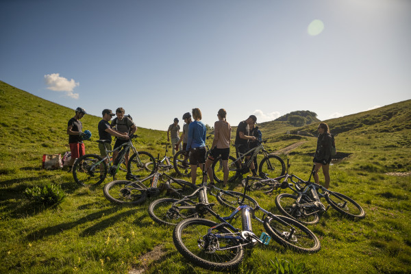 Jour J – VTT Elec – Aventure dans les collines du Béarn – 1 jour – Pyrénées