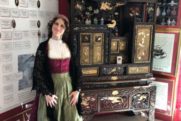 Visita guidata privata con costume storico - massimo 20 persone
