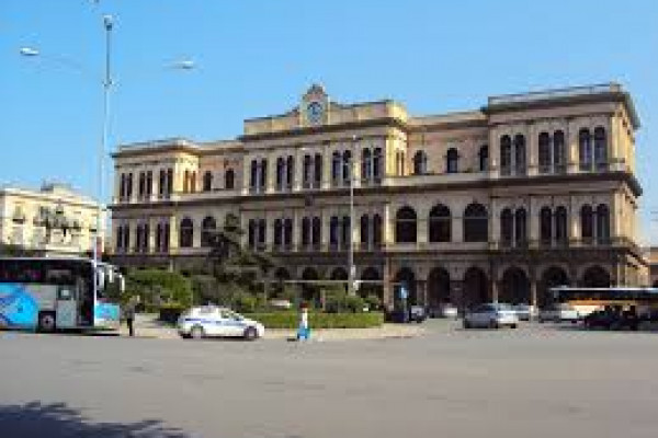 Stazione Centrale di Palermo
