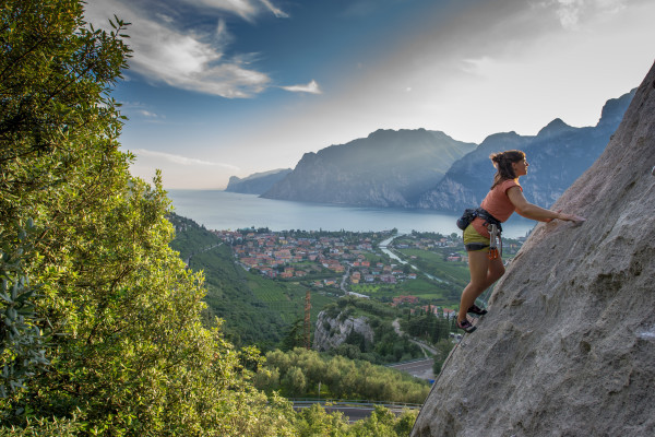 Corso base di arrampicata in falesia
