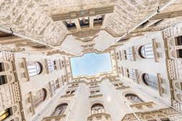 Palazzo del'Acquedotto Pugliese a Bari