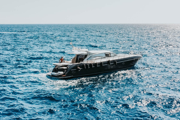 Escursione in Yacht Alena 56 con Skipper da Salerno a Positano