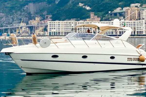 Tour privato in barca della Costiera Amalfitana in yacht Cranchi Zaffiro 34 - Tito rent
