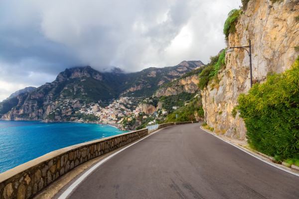 Tour Privato in auto di 6 ore, da Salerno a Vietri sul mare, Amalfi e Positano

