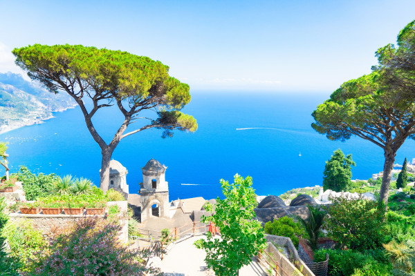 Tour Privato in auto di 6 ore, da Salerno a Vietri sul mare, Amalfi e Positano

