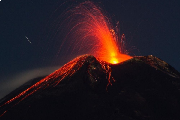 Eruzione dell'Etna!