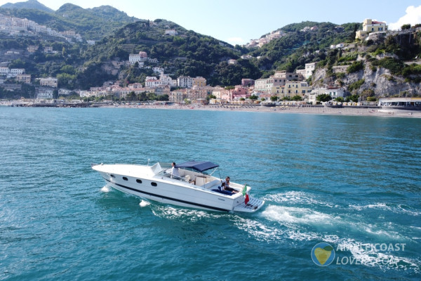 Tour in Yacht Tornado 38 in Costiera Amalfitana
