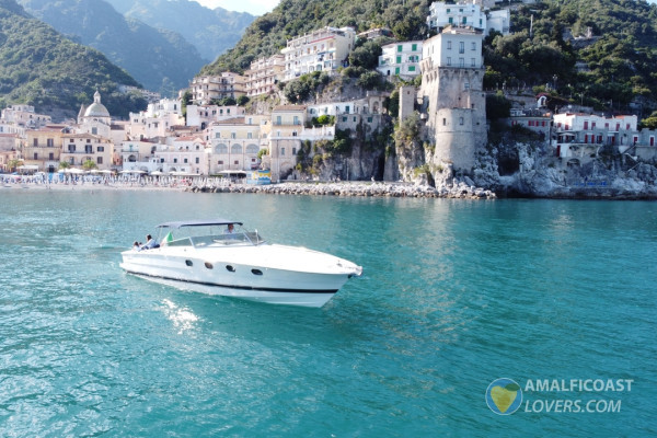 Tour in Yacht Tornado 38 in Costiera Amalfitana
