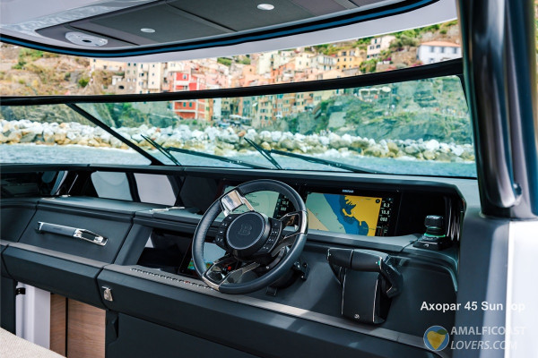 Noleggio Yacht Axopar 45 Sun Top con Skipper da Napoli
