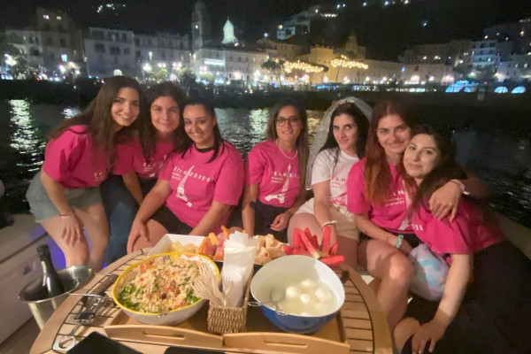 Addio al nubilato in barca in Costiera amalfitana