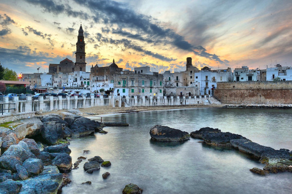 Tour Privato UNESCO: Matera e Alberobello con Pick-Up da Polignano