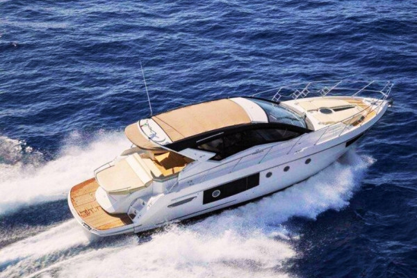 Noleggio Yacht Cranchi M44: Tour in Costiera Amalfitana
