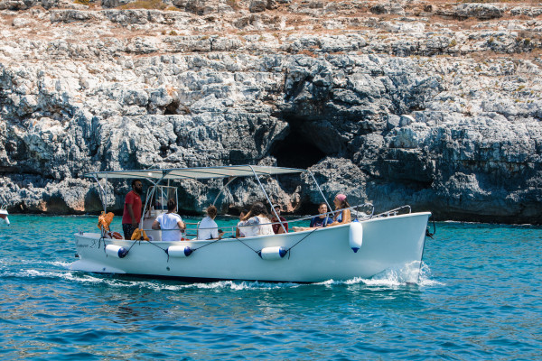 Escursioni alle grotte di S. M. di Leuca