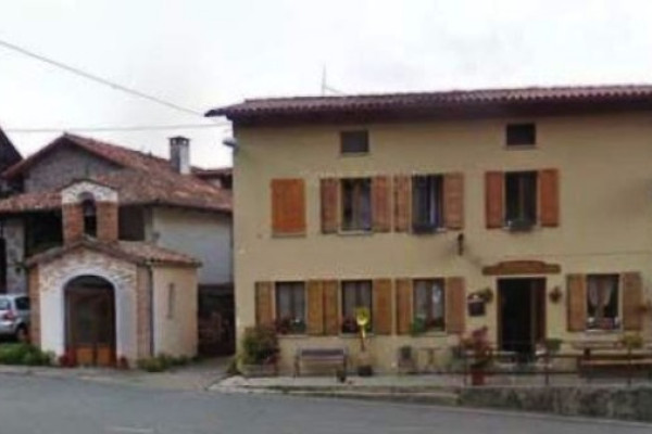 ... in una delle trattorie e osterie storiche del Friuli e delle Valli del Natisone ....