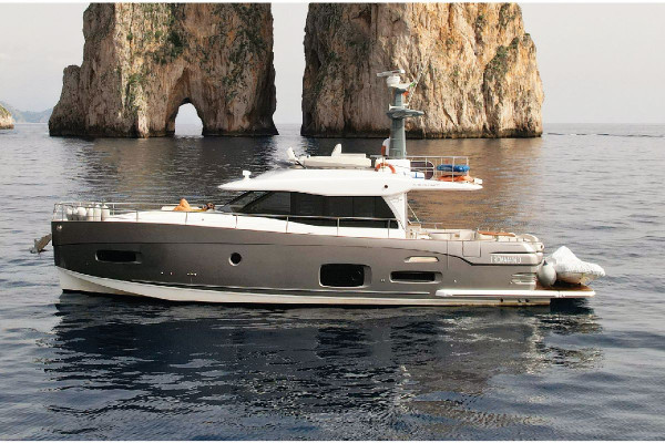 Noleggio Yacht Azimut Magellano 53 - Capri e Costiera Amalfitana
