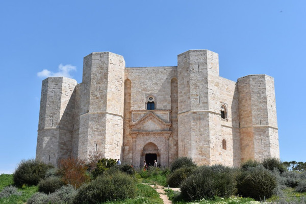 Authentic Routes: Castel del Monte & Matera