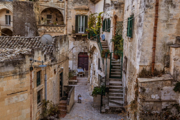 Authentic Routes: Castel del Monte & Matera
