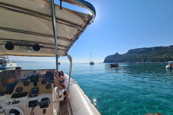 Fermate per nuotare nelle baie più belle della costa sud Sardegna