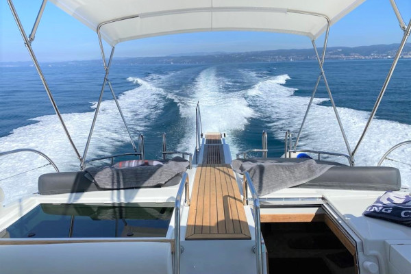 Vivi il mare in movimento tra libertà e adrenalina