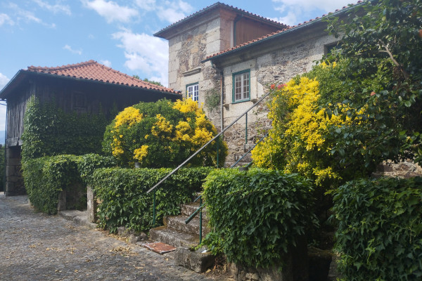 Porto Outside