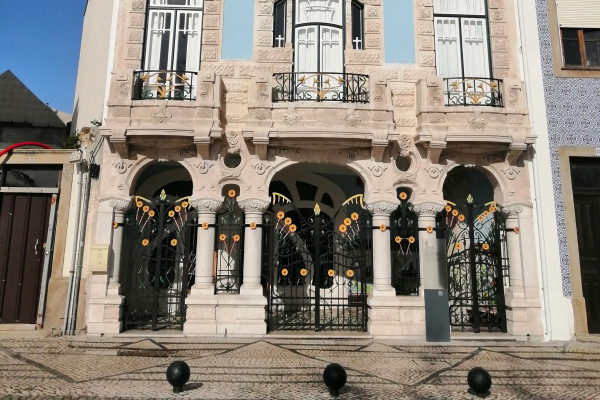 Porto Outside