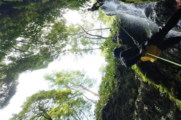 Rapel na cascata