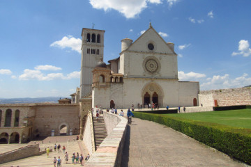 En el corazón de Umbría: Orvieto y Asís