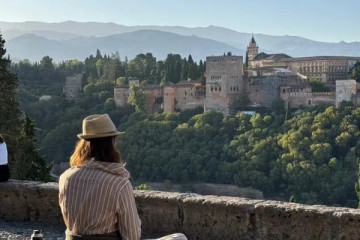 Entornos de la Alhambra + Granada Panoramic Tour