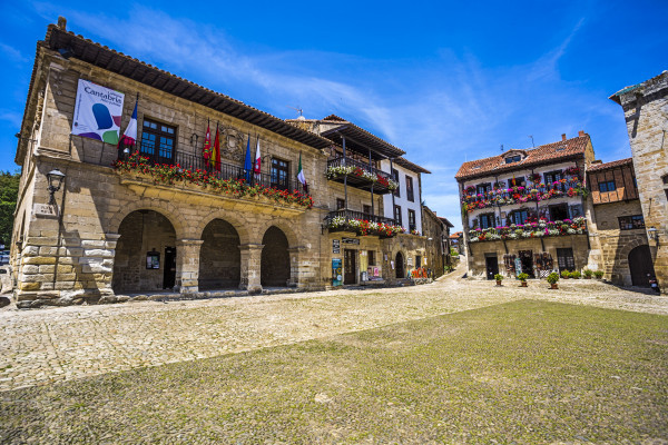 Santillana del Mar - plaza