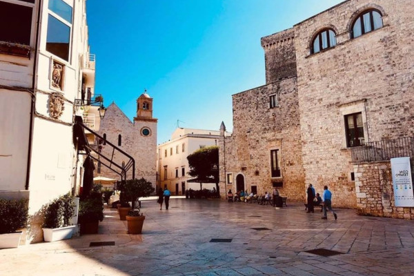 Authentic Routes: Conversano, Alberobello & Monopoli con Recogida en Polignano