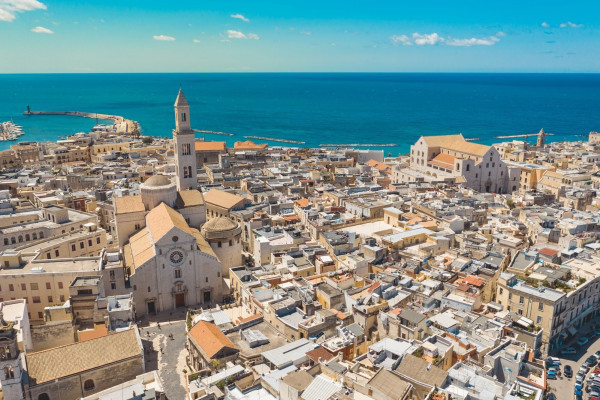 Authentic Routes: Bari, Trani y Barletta con recogida en Bari