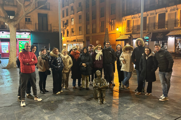 Acabando el tour en la Plaza de San Felipe 