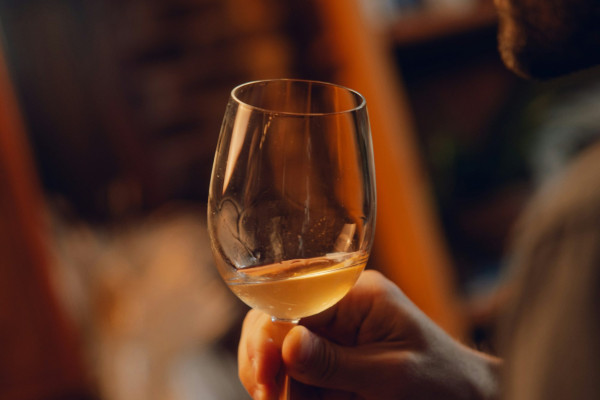 Un blanco entre los seis vinos de la cata