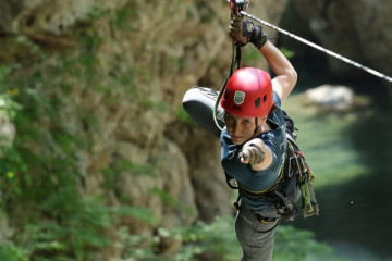 DE TOKKELBAAN. Ontdek de Canyon via Hoogspanningskabels