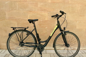 Huur een stadsfiets in Sport shop