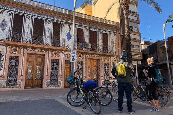 In een typisch Valenciaans dorp