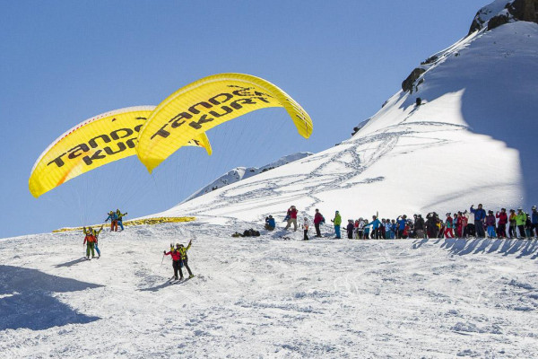 Paragleiten Montafon Gleitschirm Tandemflug online buchen
